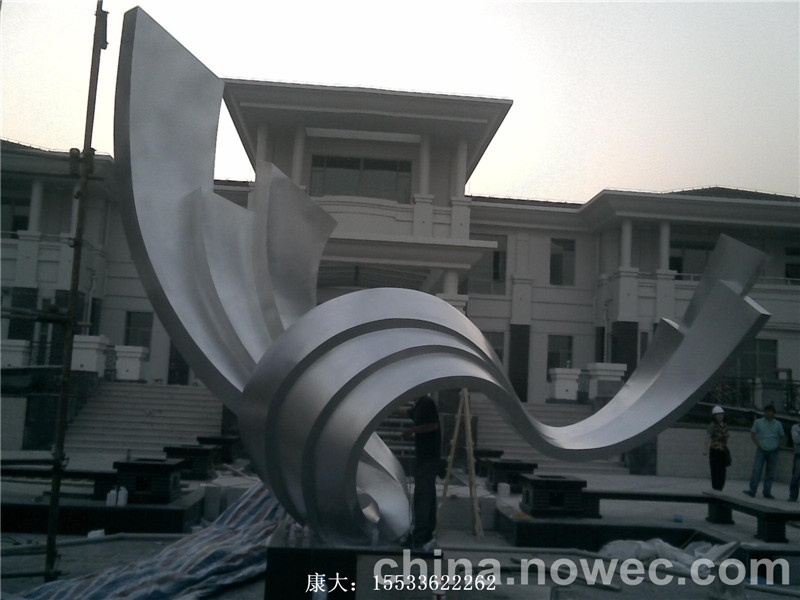 17-1273888-4527771.jpg