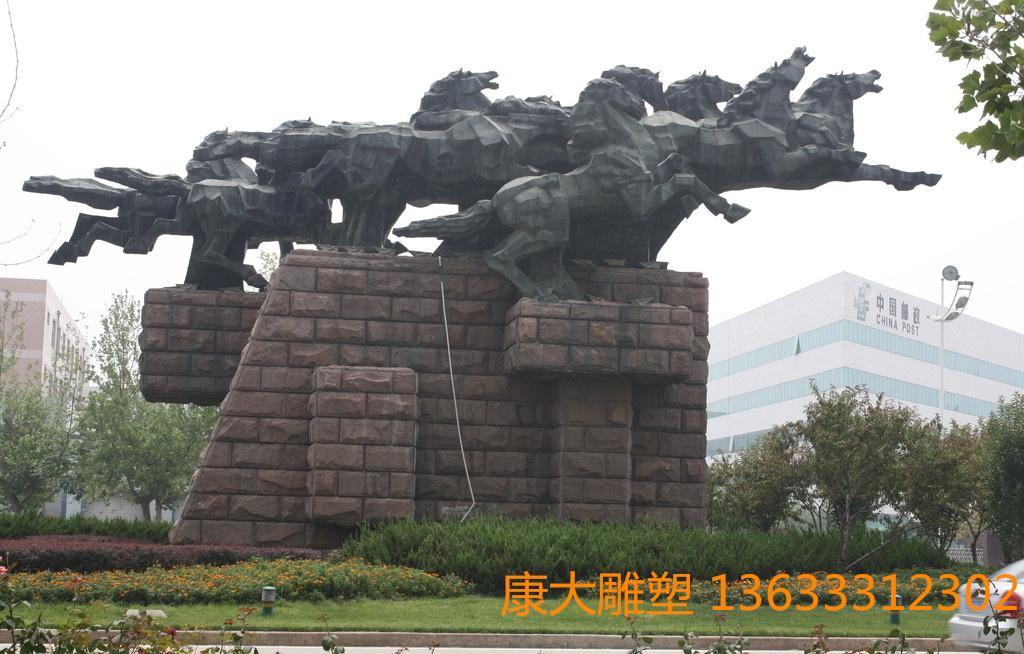 5517786_111358714113_2.jpg