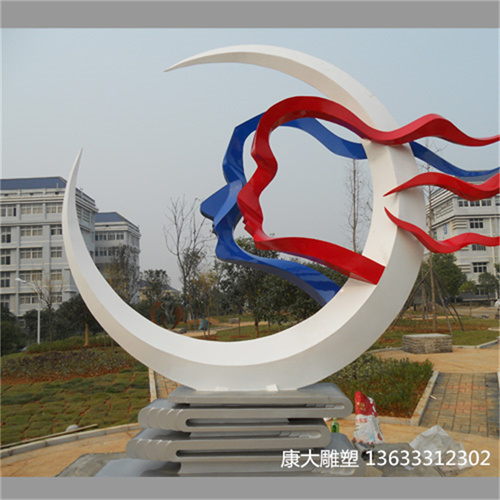 *雕塑《暢想》.jpg