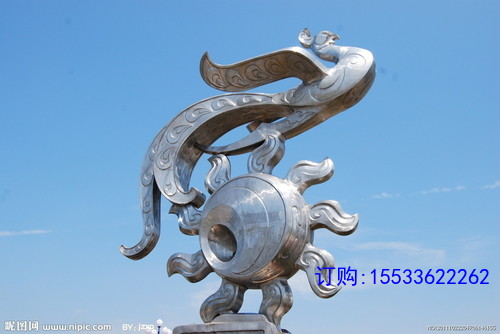 4895892_204706146155_2.jpg
