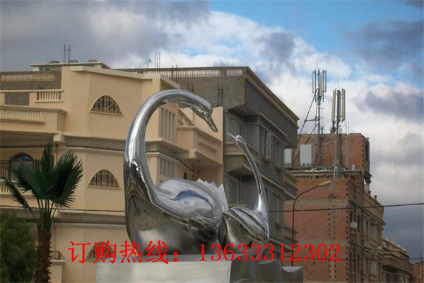 不锈钢鹅雕塑.jpg