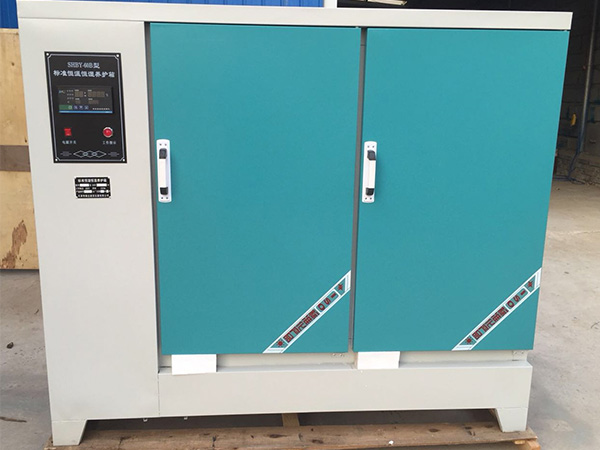 SHBY-60B型標準恒溫恒濕養護箱