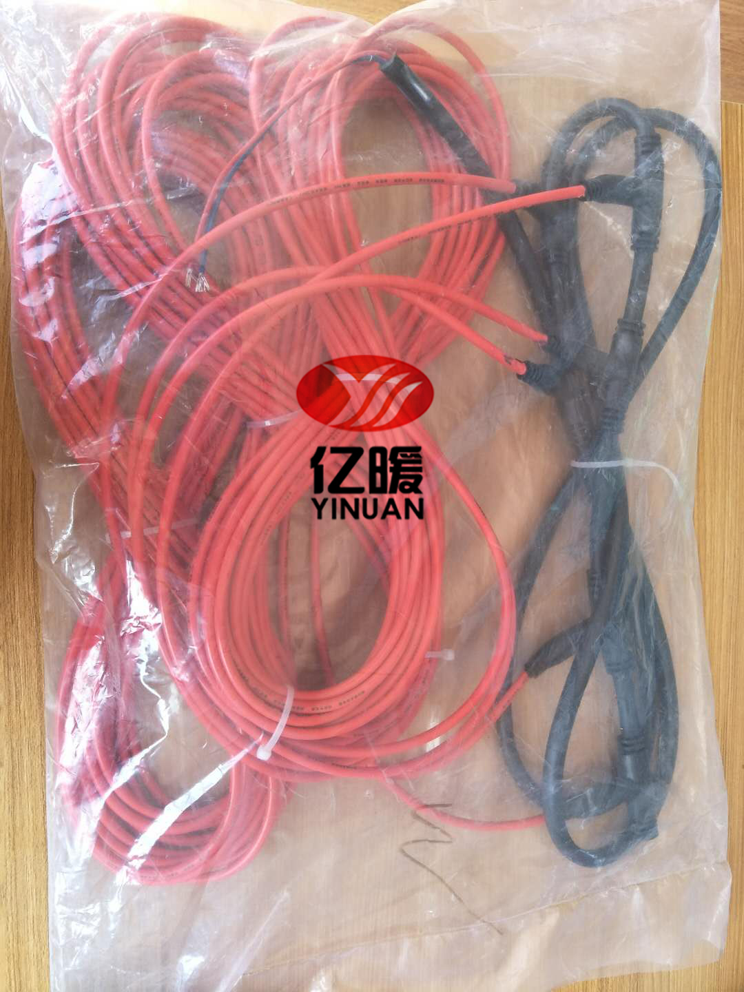 碳纤维发热电缆（PVC）